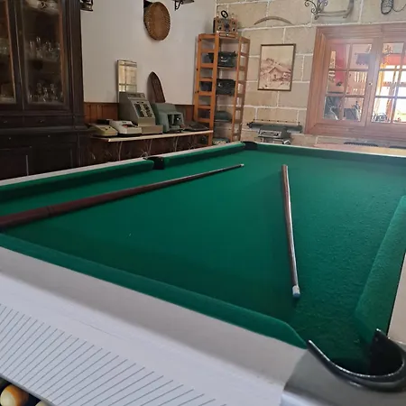 Hotel El Sombrerito 2*