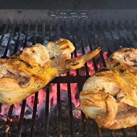 ホテル El Sombrerito 2*